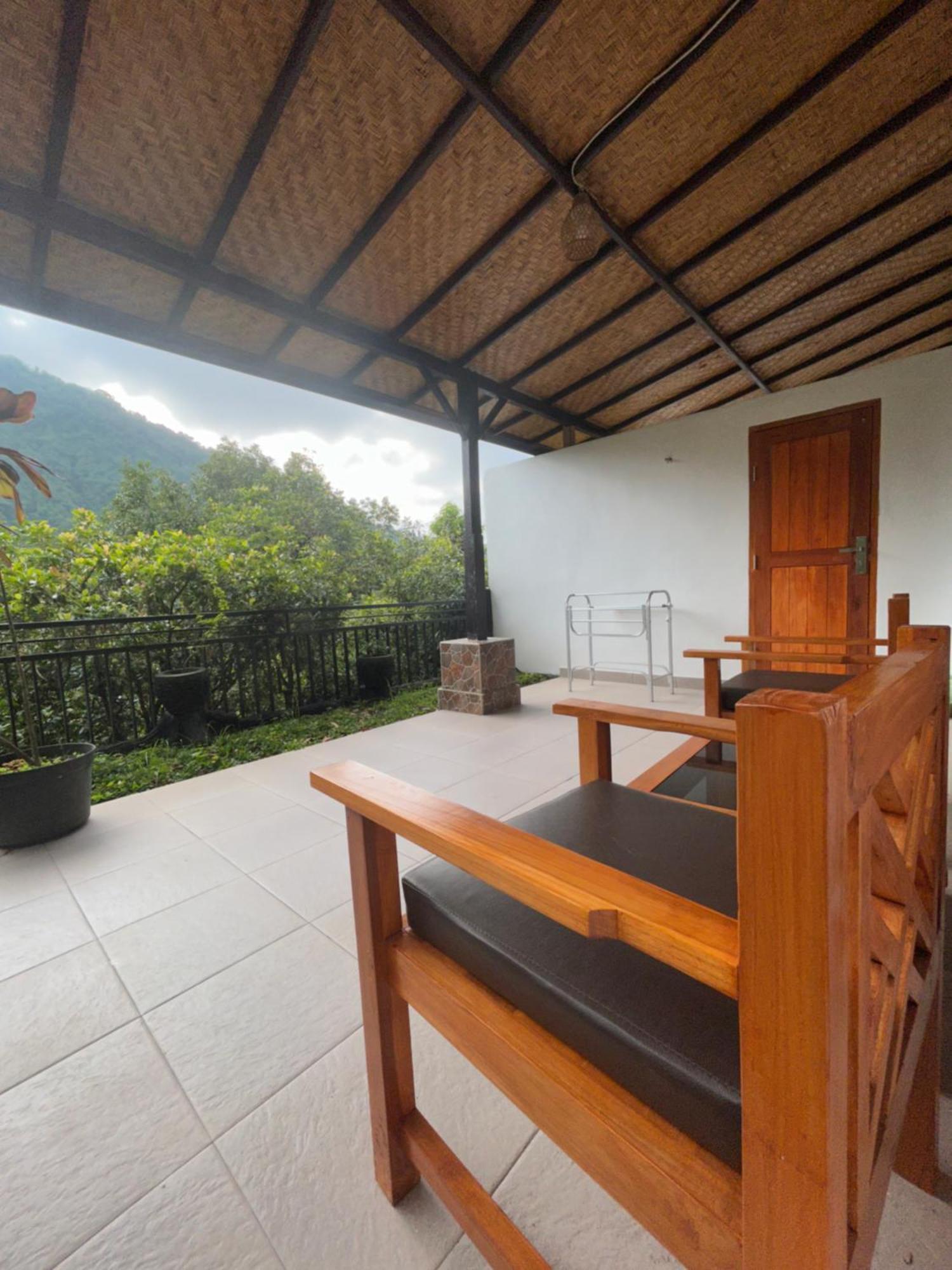 Sugi Gede Homestay Singaraja  Exterior photo