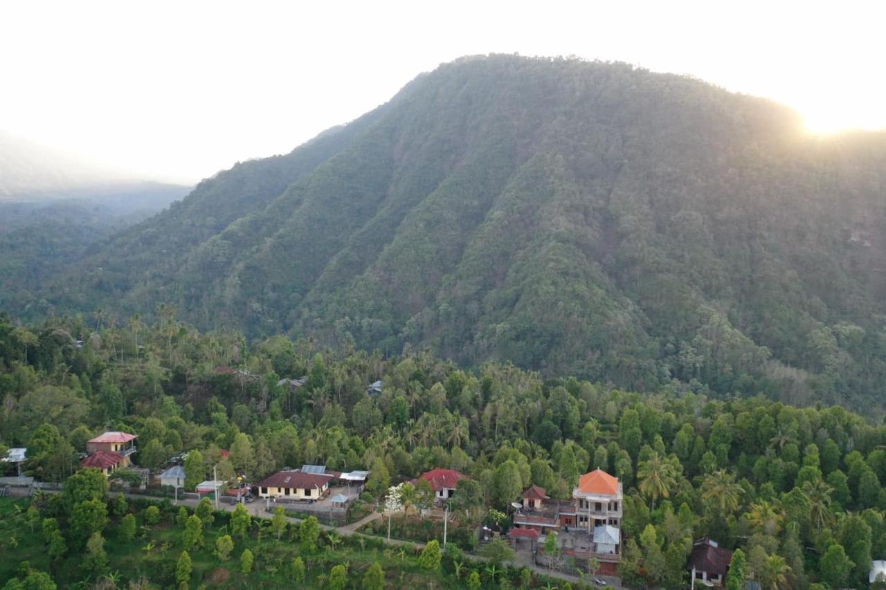 Sugi Gede Homestay Singaraja  Exterior photo